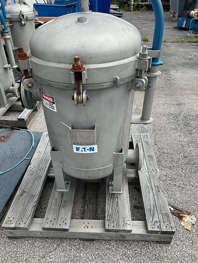 Used 2022 Eaton Inline Filter Housing Model: F3AV0400003-304