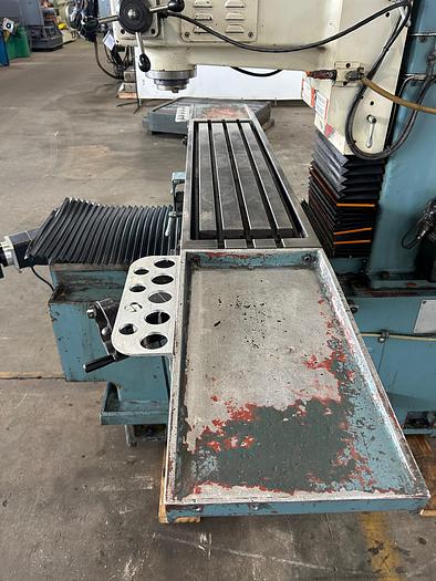 Used 2004  3-Axis Bed Mill Southwest Industries, Trak DPM V5