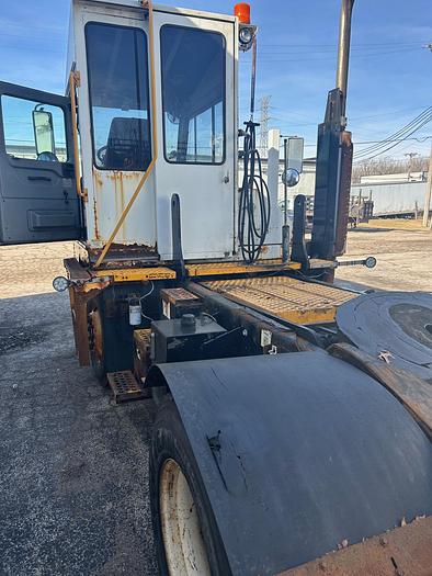 Used 2012 Kalmar Ottawa 4 x 2 Spotting Truck