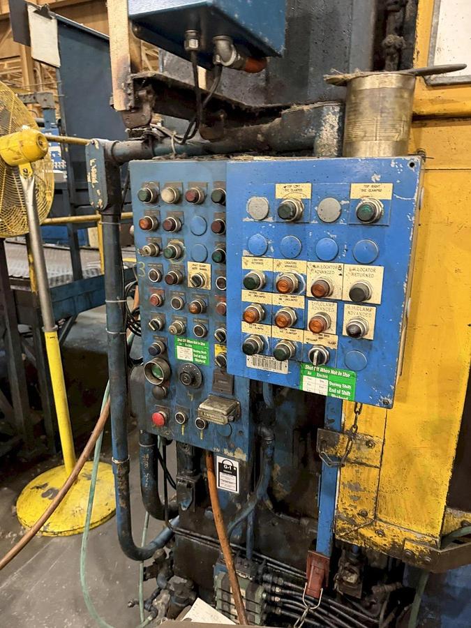 Used 1500 TON MINSTER KNUCKLE JOINT PRESS WITH 12" STROKE