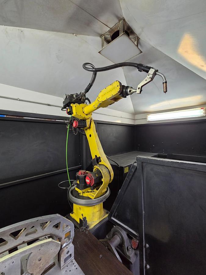 Used Fanuc Welding Cell with Trunnion Table