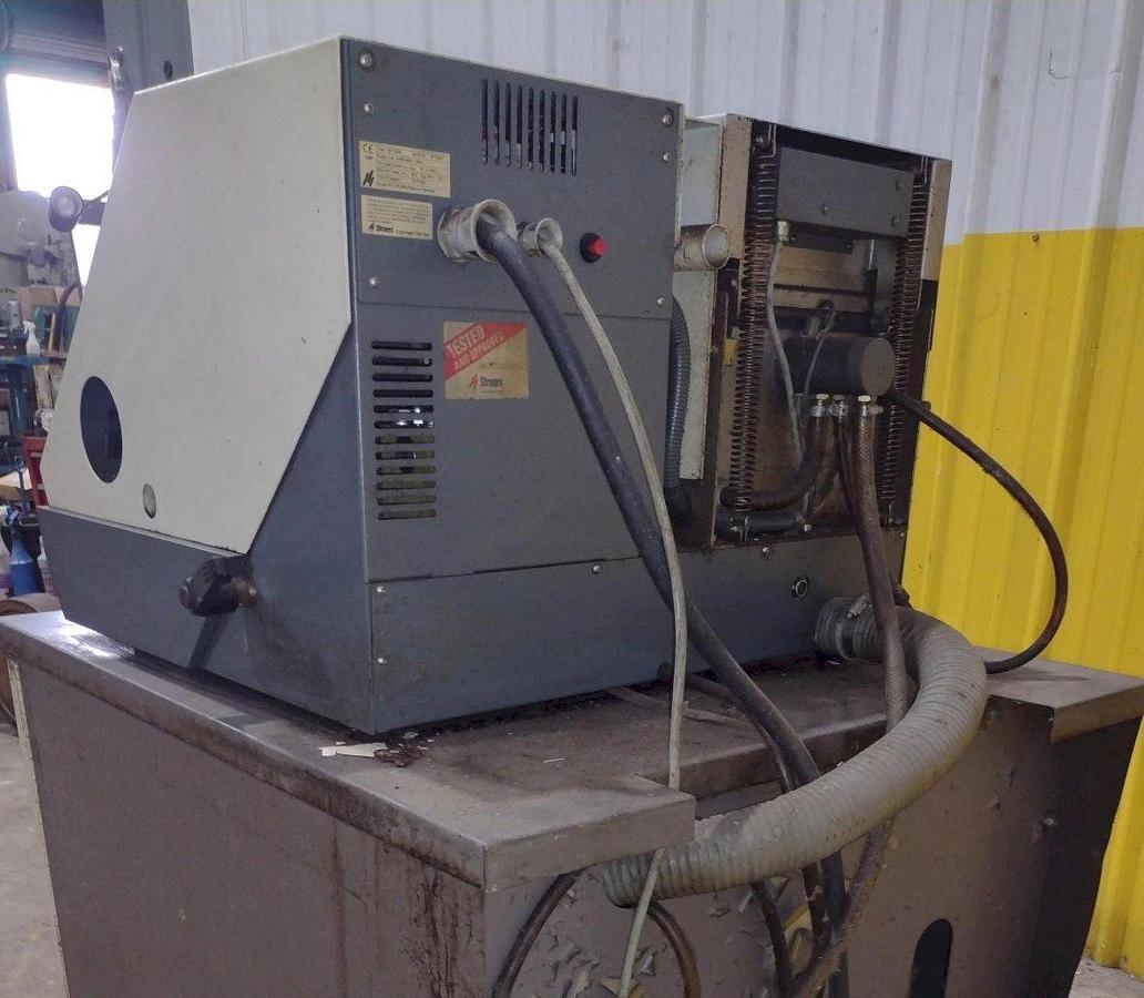 Struers Discotom-5 Cutoff Saw (Type: 05116254)