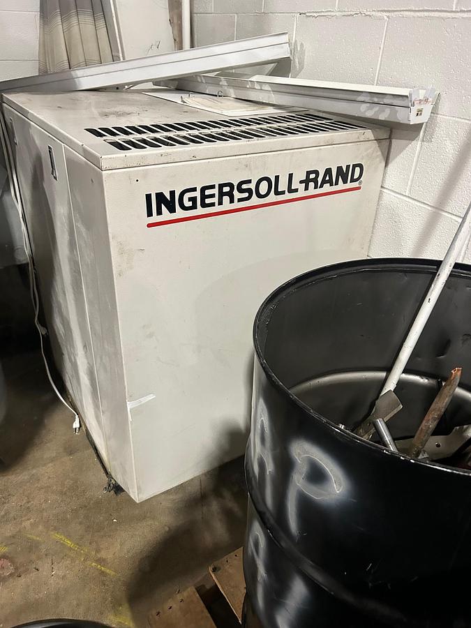Used 25 HP Ingersoll Rand, Model: SSR-EP25SE Rotary Screw Air Compressor