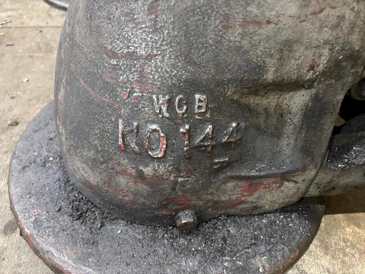 Used (2) 100 TON DUFF NORTON MODEL #144-CMJ AIR MOTOR JACKS, 30" LIFT