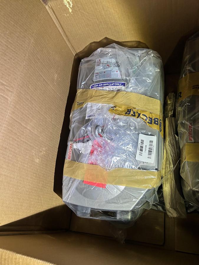 Becker Model: T4.25DSK Oil-Less Vacuum Pump  (2 Available) New In Box