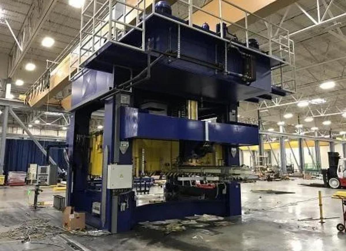 Used 630 TON SCHULER # BH-630-3.8 X 2.3 HYDRAULIC PRESS