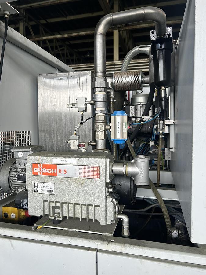 Used 2011 MecWash Systems, LTD. Parts Washer Model: AVD 300