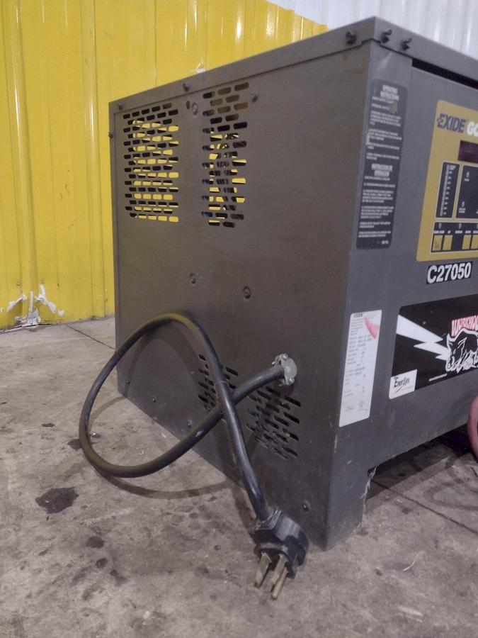 Used Exide Workhog Gold WG1-12-680 Battery Charger