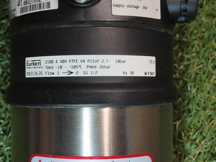 Burkert  2-Way Angle Control Valve 2100 A 40M PTFE, Part #: 00213635