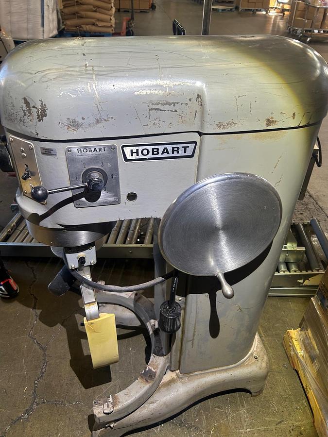 Used 60 Quart Hobart H 600 Mixer