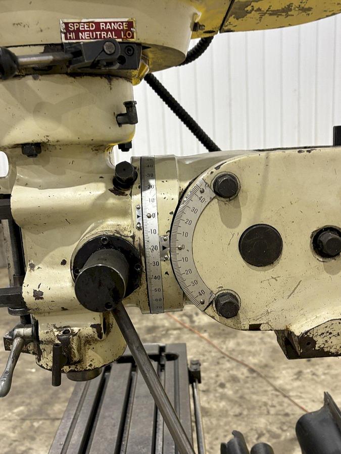 Used 3 HP ACER MODEL #3VKH RAM TYPE VERTICAL MILL W/ DIGITAL READ OUT