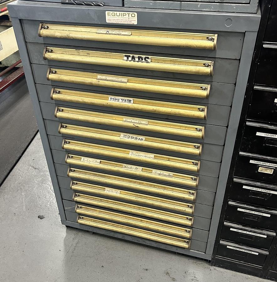 Used Auction Title: Auction of the Assets of Phoenix Mold & Engineering & Other CNC Machines