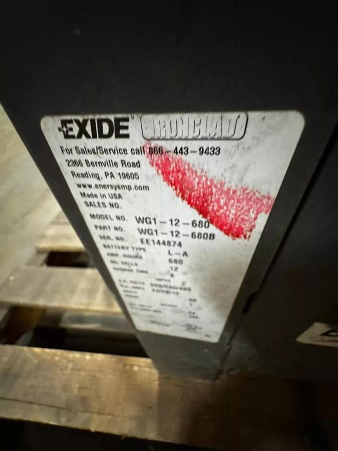 Used Exide Workhog Gold WG1-12-680 Battery Charger