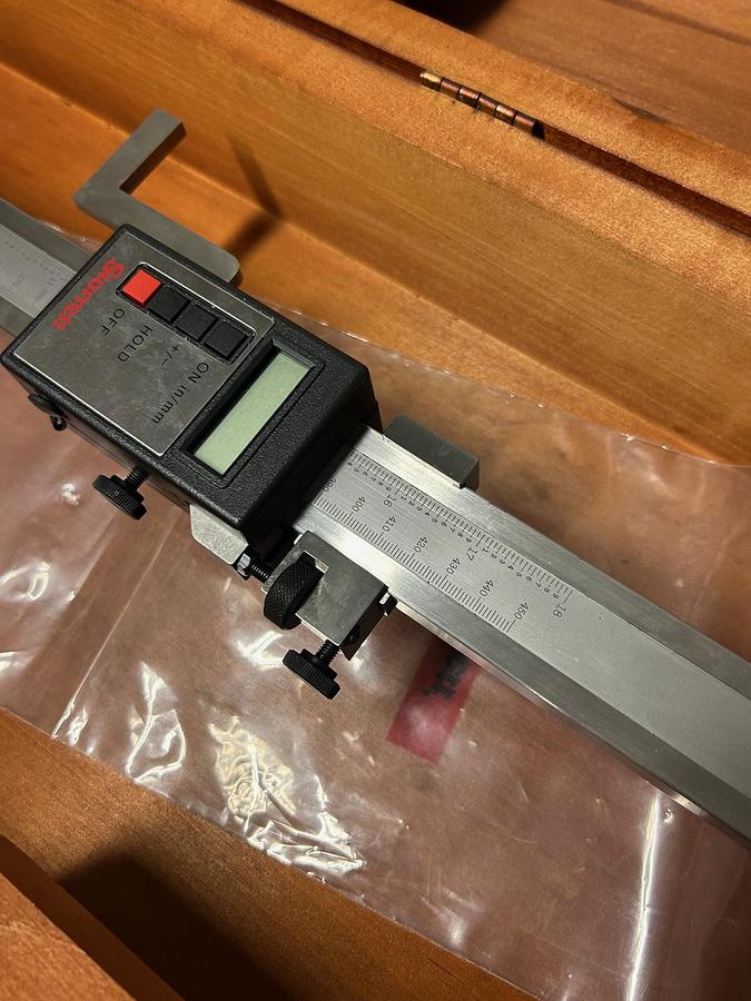 Used Starrett Digital Height Gage Model 752 Electronic Height Gage