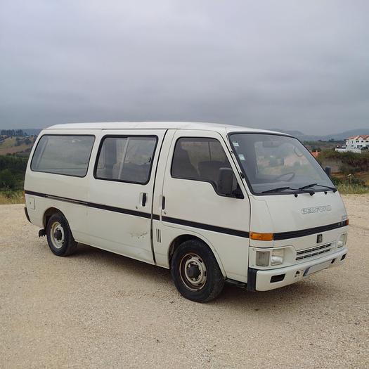 Usado 1989 ISUZU Bedford SETA 2.2 D LWB minibus