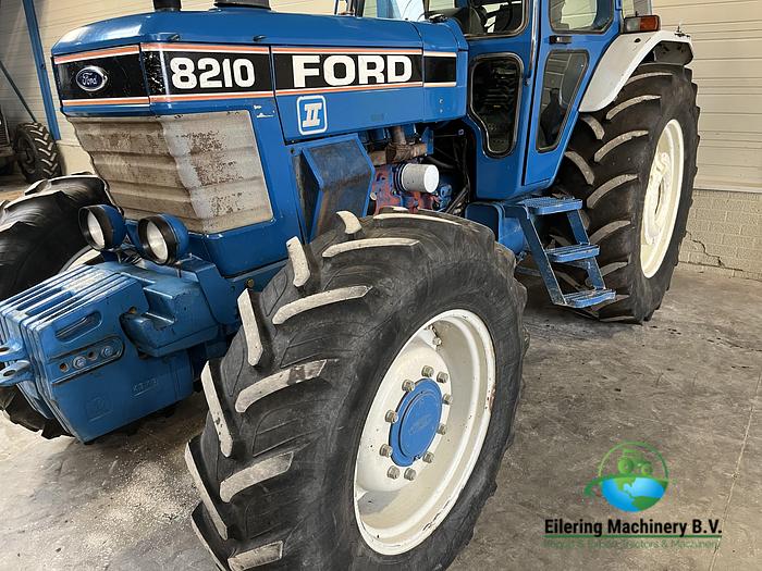 Used 1988 Ford 8210
