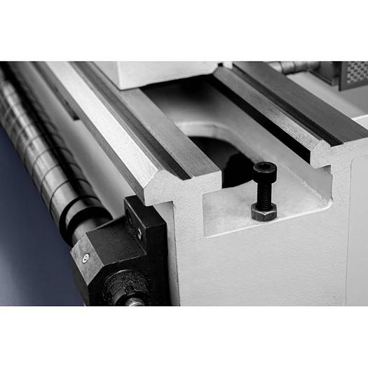 Cormak Tytan 750 Vario Milling & Turning Machine