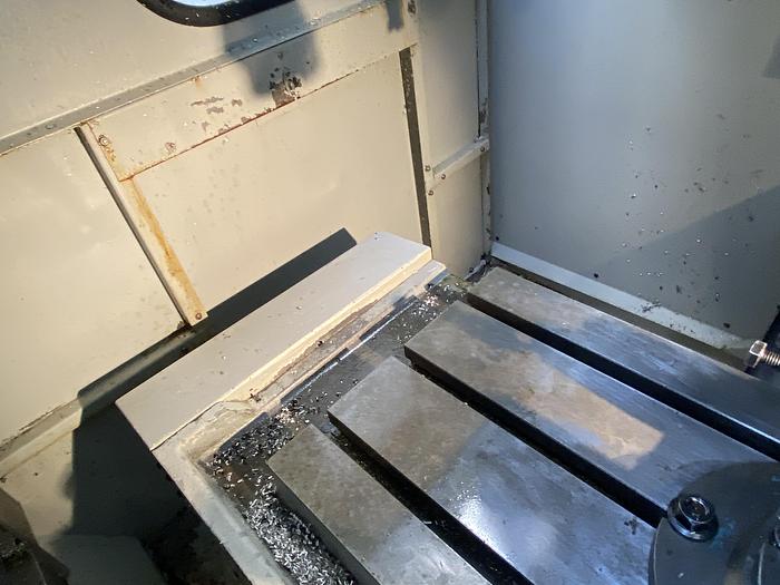 Used 1991 Bridgeport Interact 308 CNC Machining Center