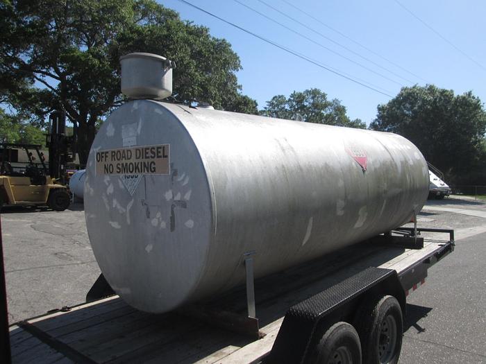 Used 2500 Gallon Single Wall Modern Fuel Tank