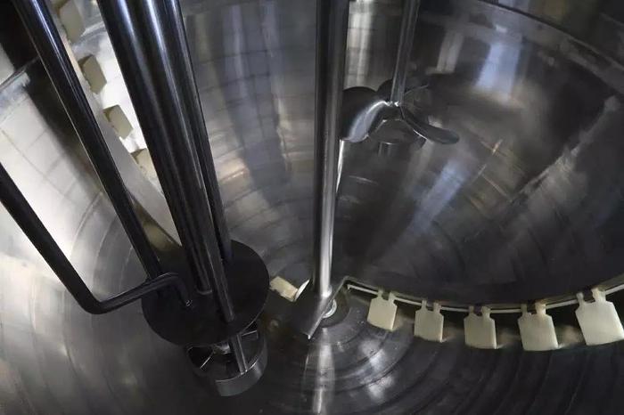 Used 500 GALLON LEE TRIPLE MOTION KETTLE - T 316 SS - 125 PSI JACKET