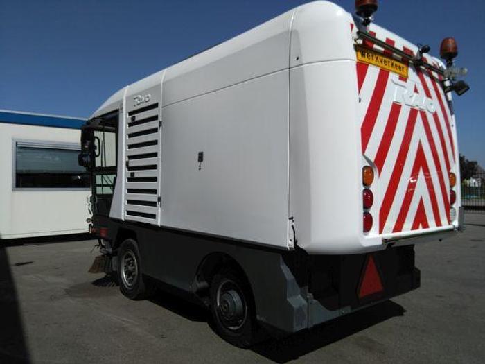 Gebruikt 2009 RAVO 530 STH