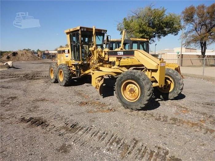 Used 2001 CATERPILLAR 120H