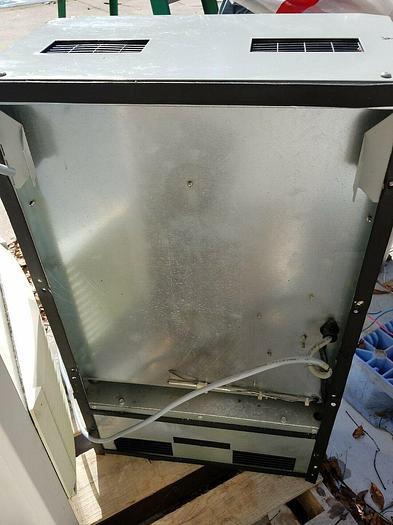 Used McLean Enclosure Air Conditioner, 460 volts M28-0426-G039 3000/4000