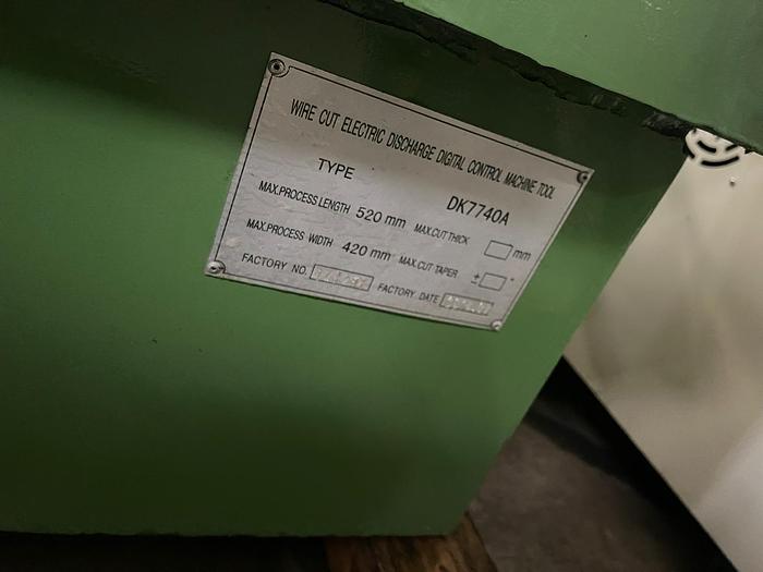 Used Wycinarka drutowa CNC DK 7740A