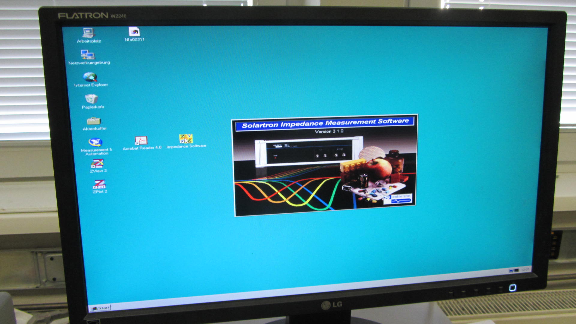 Used Solartron SI 1255 HF Frequency Analyzer