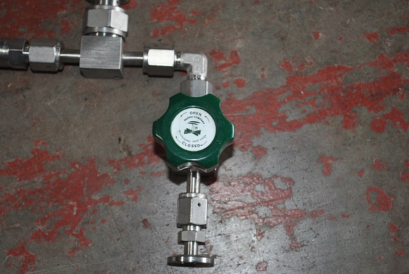 Used Nupro ss-bnv51-c  mini gashleen filter