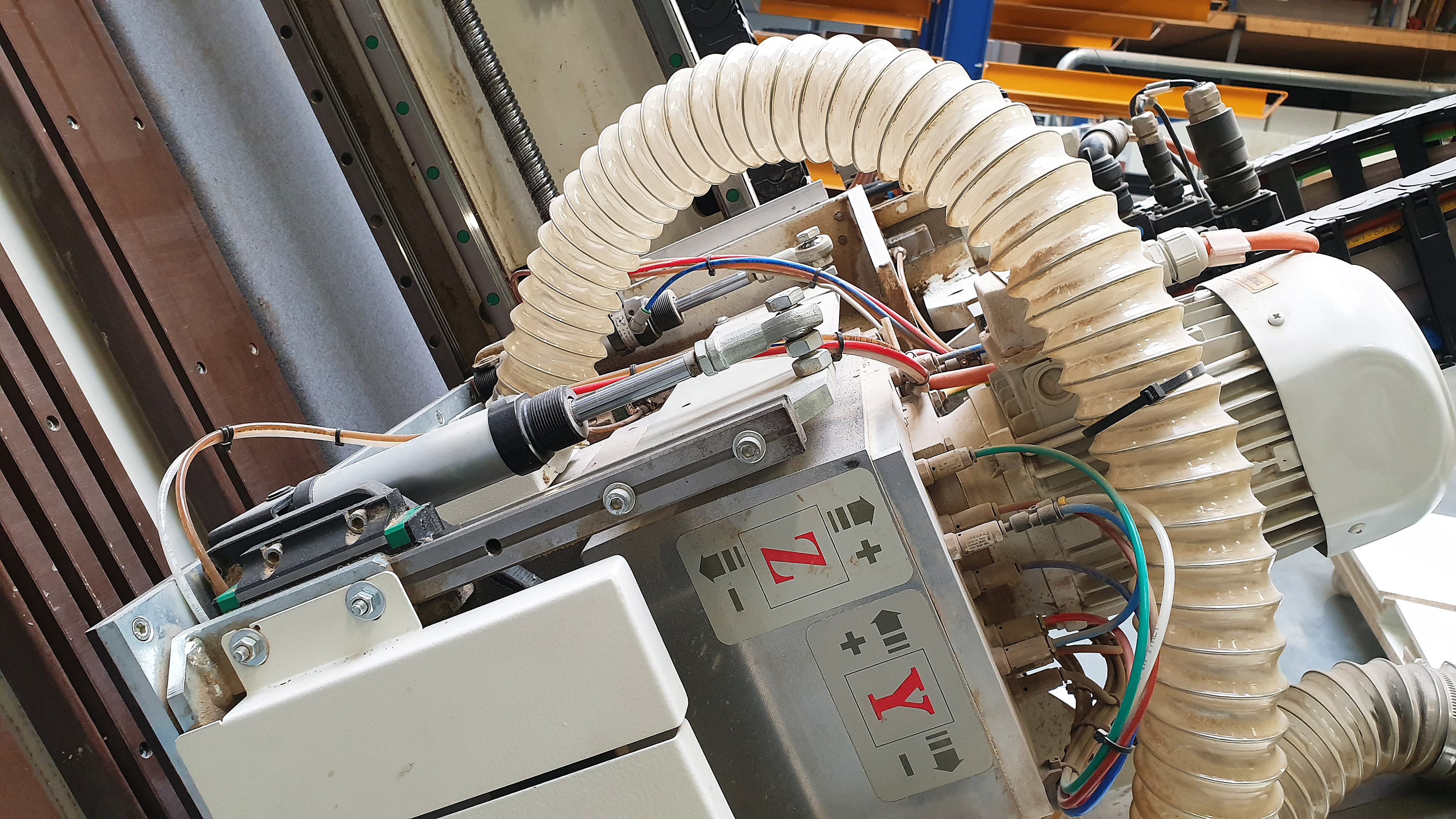 Used SCM CYFLEX F900