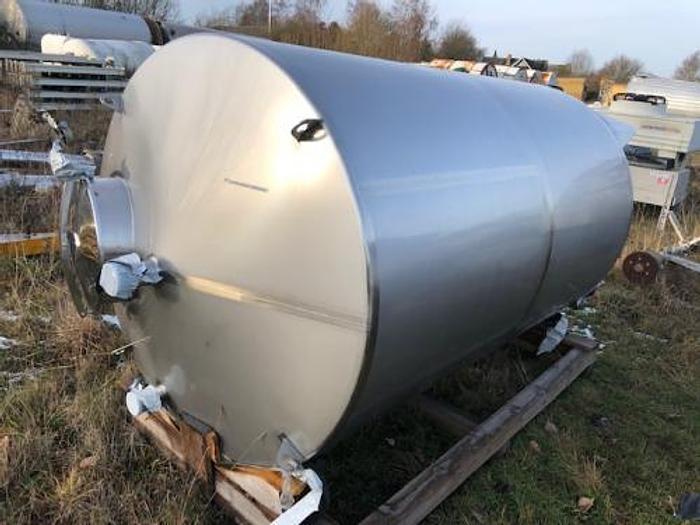 Brugt 5300 liters opretstående rustfrie NYE tanke