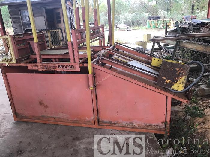 Used Bronco Pallet Nailer