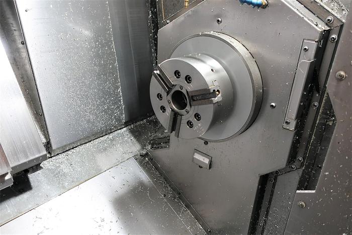 Used 2006 OKUMA Multus B300-W