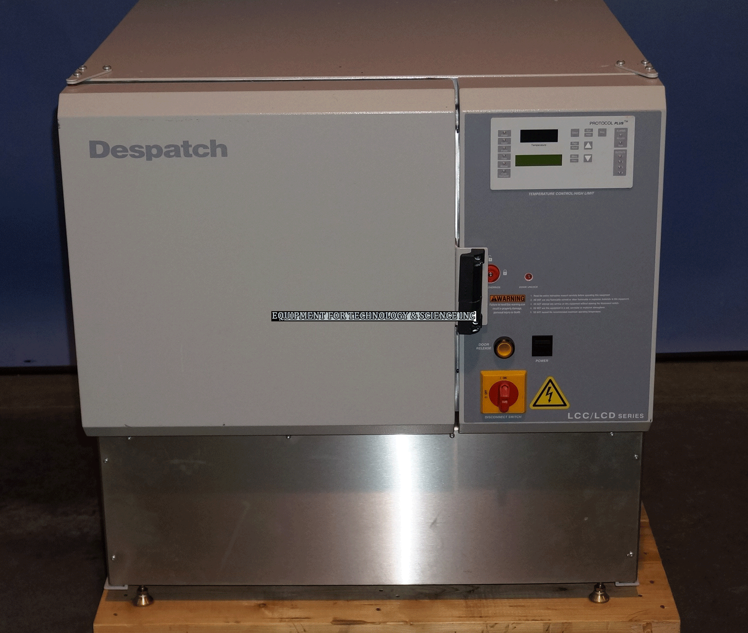 Used Despatch  LCC1-16-3 HEPA Oven