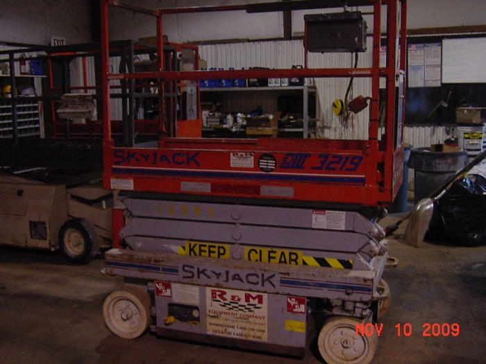 1998 SKYJACK 3219