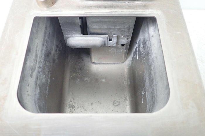 Used Haake L Water Bath & D8 Typ 001-2826 Circulating Immersion Heater