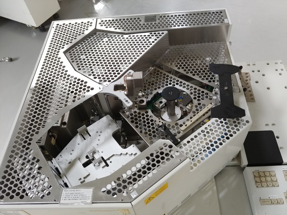 Used Leica MIS-200 FOR PARTS