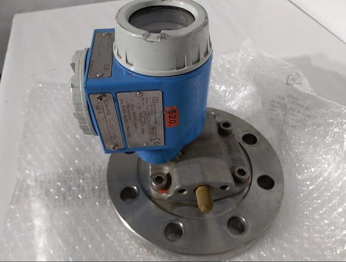 Gebraucht Differenzdruck Transmitter Deltabar FMD230-LD3F1EC7CBK, Endress und Hauser