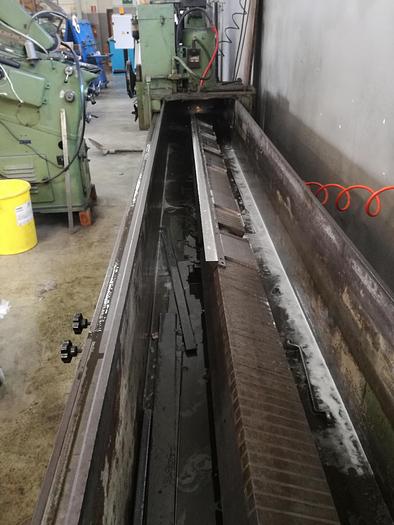 Usato Afffilatrice per coltelli Mecro 4 con piano magnetico mm 3000x130 - 6 KW