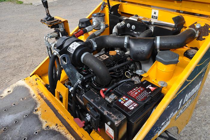 Used 2014 THWAITES 1 TONNE HT