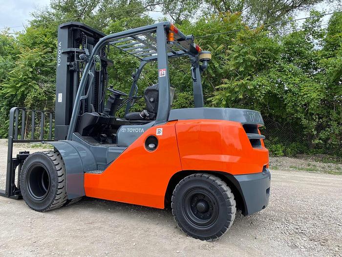 Used 2015 TOYOTA 8FD45U