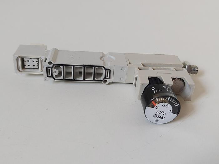 3 Stück Zwischenplattenregler, SY30M-05-A1, SMC neu