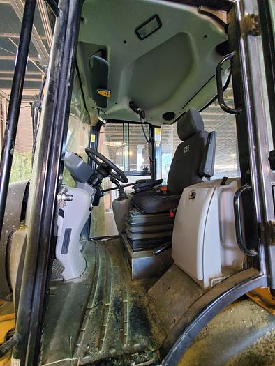 Used 2020 Caterpillar 908M Wheel Loader