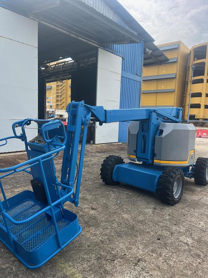 Refurbished Z34/22 IC. Articulated Boom Lift