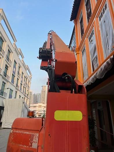 Used 2012 JLG 600 AJ