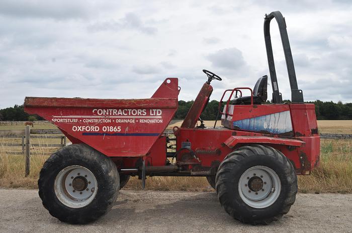 Used 2004 THWAITES 6 TONNE