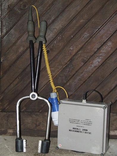 Used Linia uboju trzody - wydajność  120 szt./ h - rok produkcji 2001