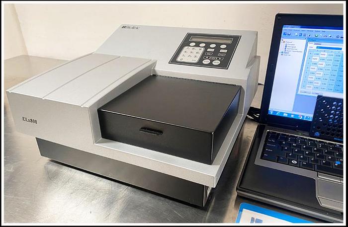 Used Bio-Tek ELx808 IU Microplate Reader w Incubator & Gen5 Software COMPLETE W WARRANTY
