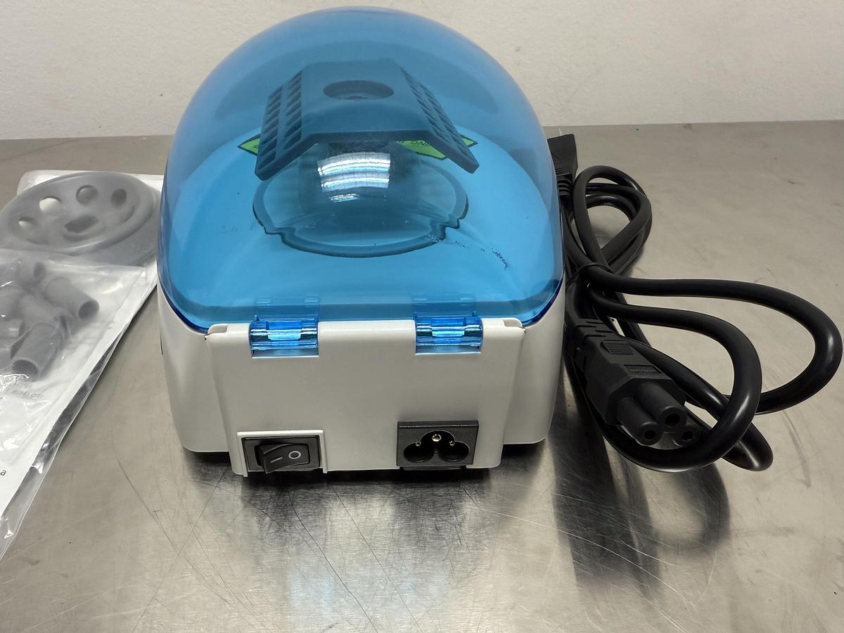 Used Benchmark Myfuge Mini Centrifuge Microfuge w Tube and PCR Rotor & WARRANTY